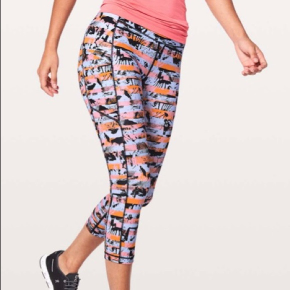 LULULEMON Speed Up Crop Leggings